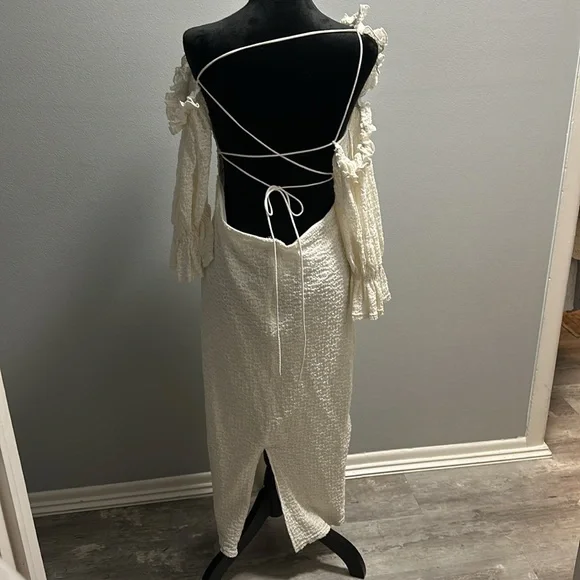 SABO: backless tie up dress - Picture 7 of 12